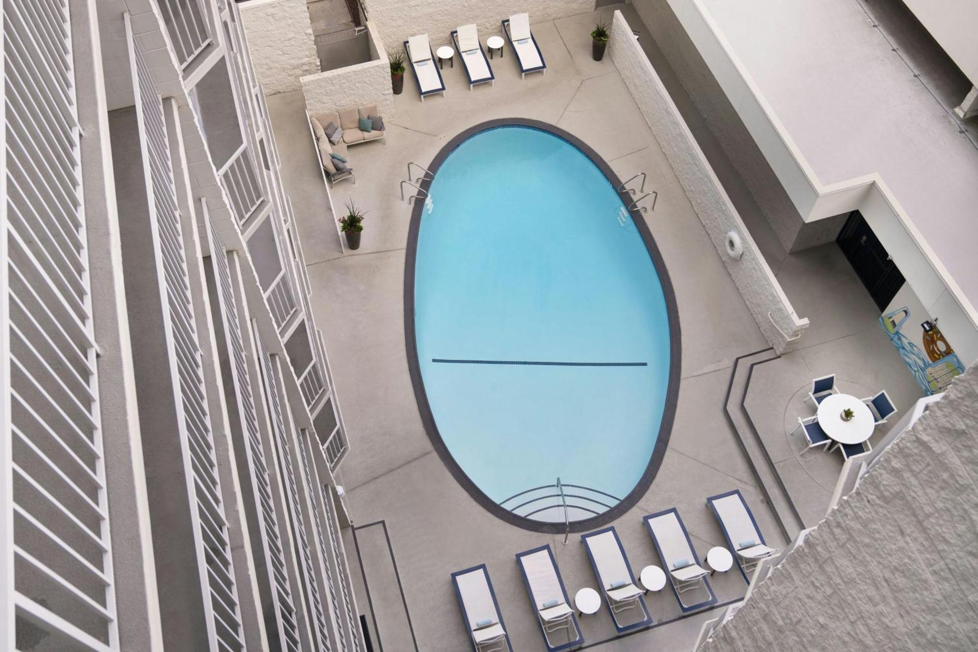 Courtyard By Marriott Long Beach Downtown Esterno foto