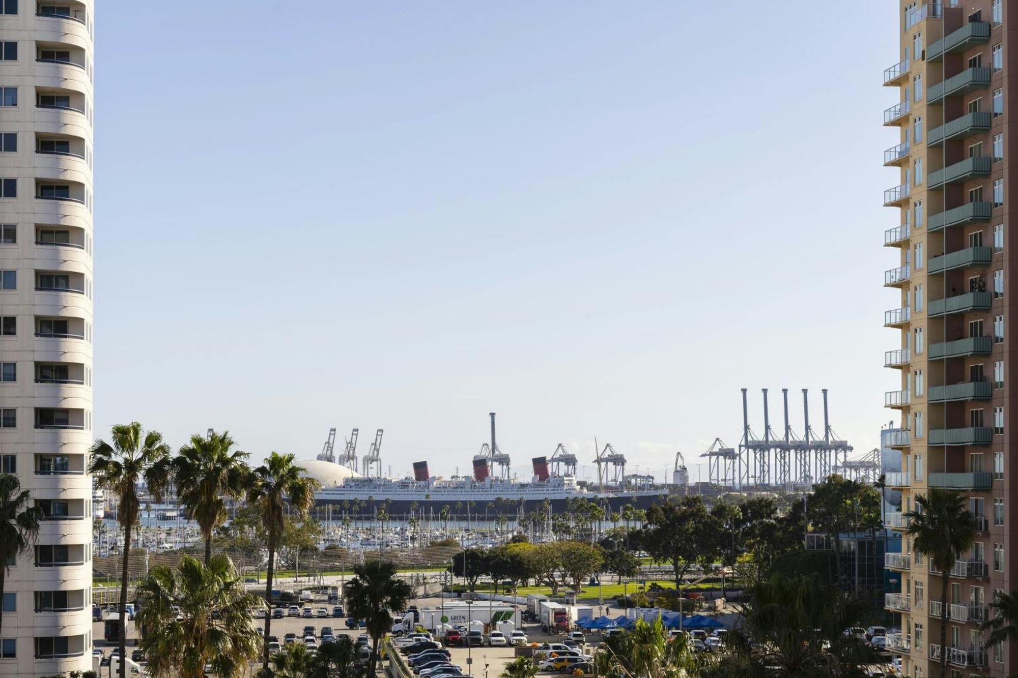 Courtyard By Marriott Long Beach Downtown Esterno foto