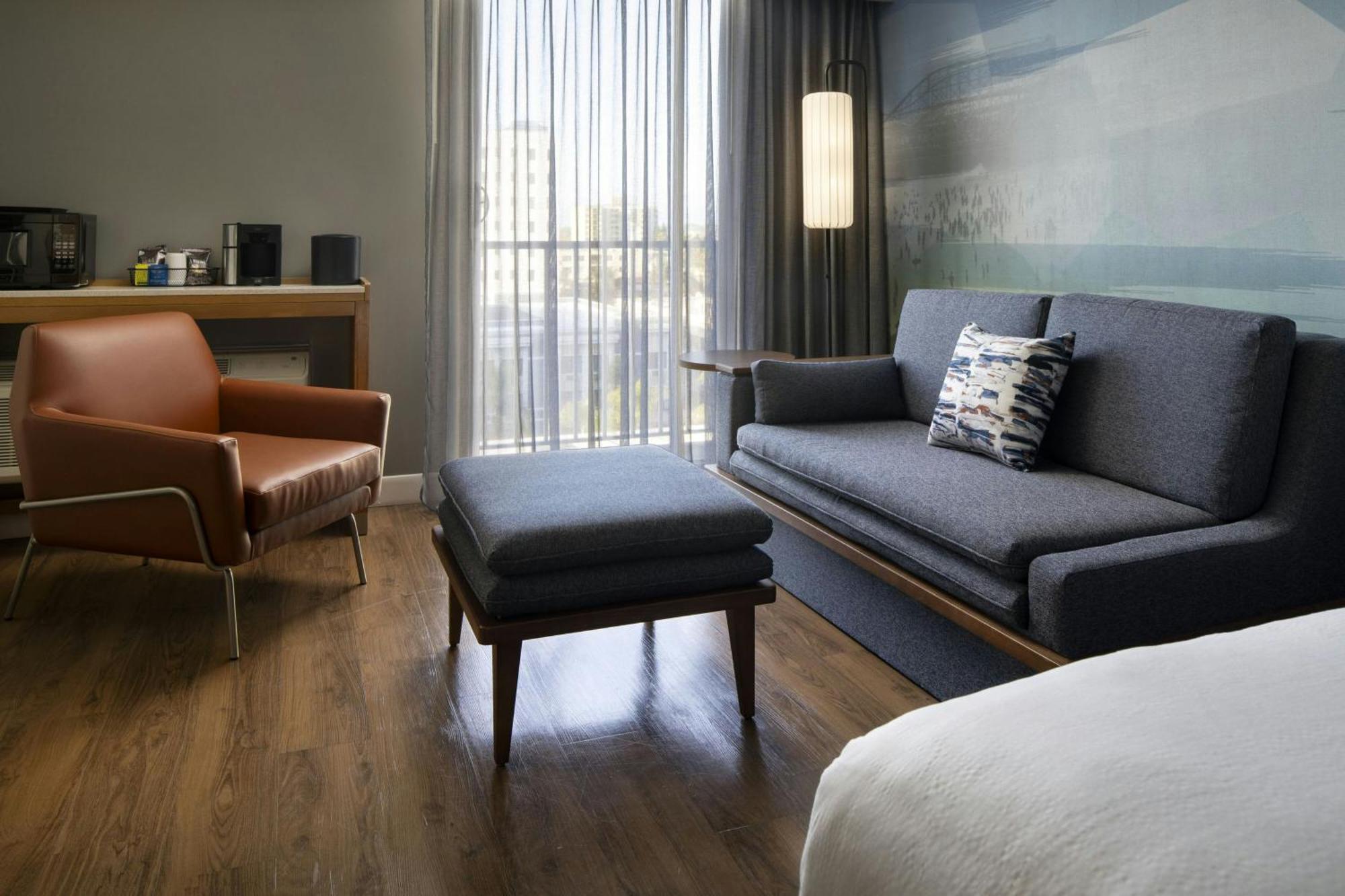 Courtyard By Marriott Long Beach Downtown Esterno foto