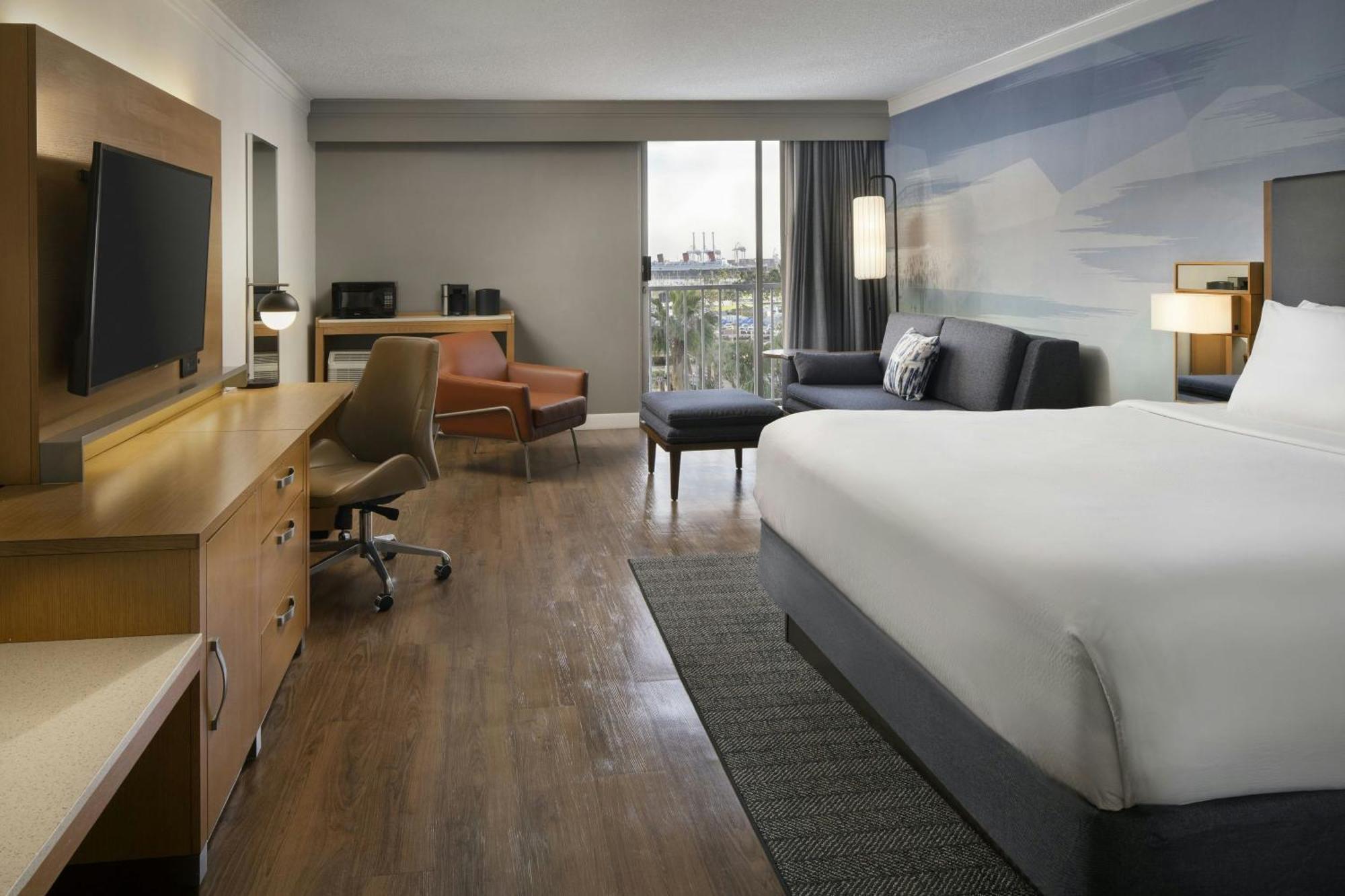 Courtyard By Marriott Long Beach Downtown Esterno foto