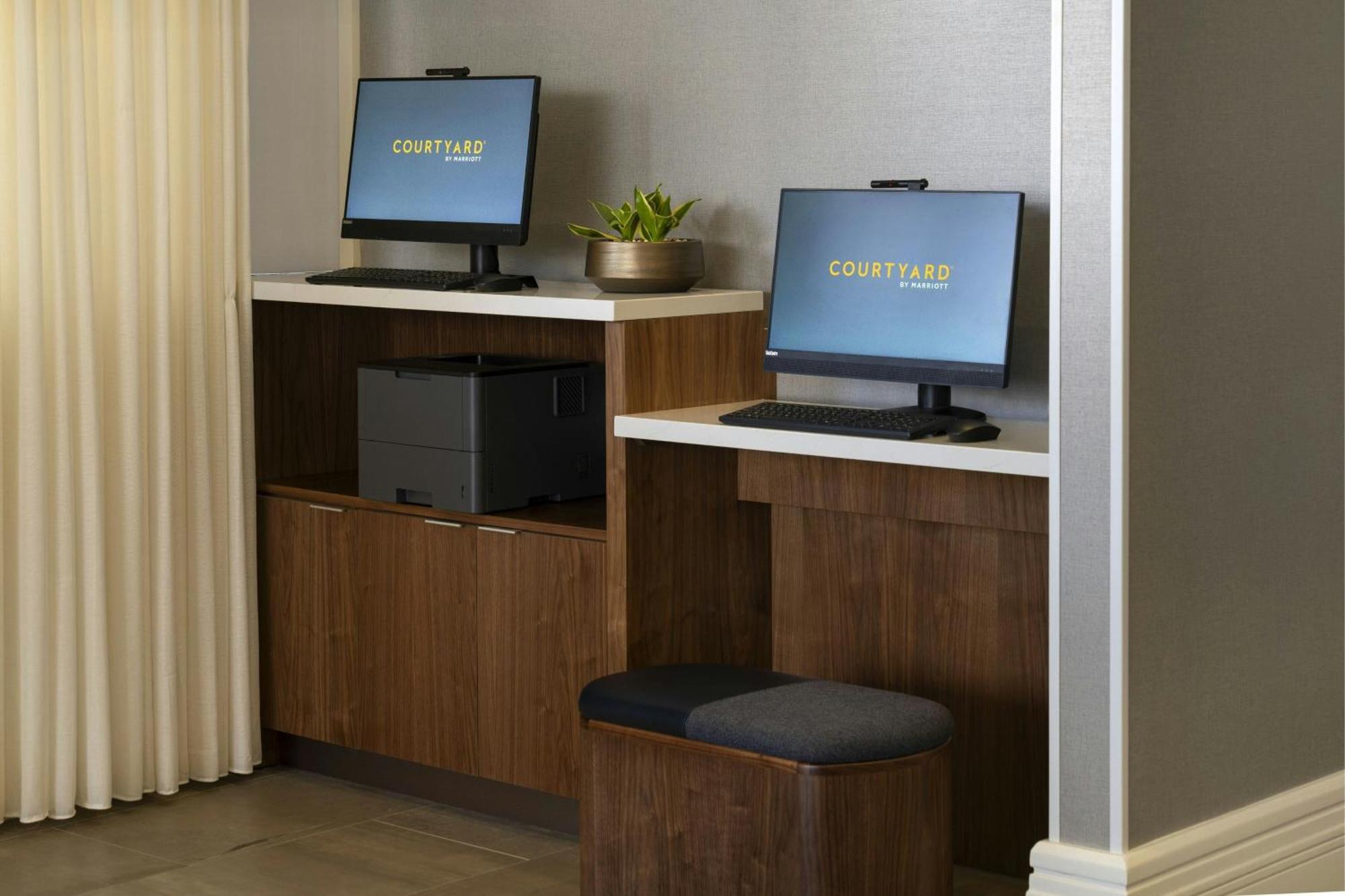 Courtyard By Marriott Long Beach Downtown Esterno foto